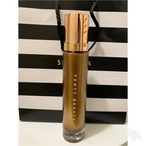 FENTY BEAUTY BY RIHANNA Body Lava Body Luminizer